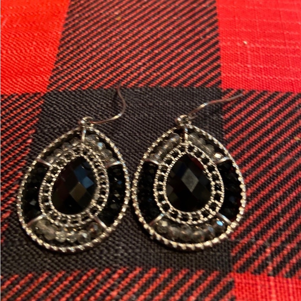 Nice dangle black stone earrings